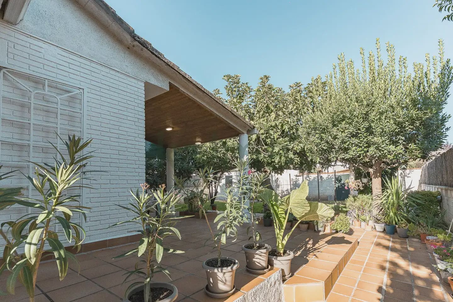 2 bedroom Villa for sale in Azuqueca de Henares with garage - € 280,000 (Ref: 10165500)
