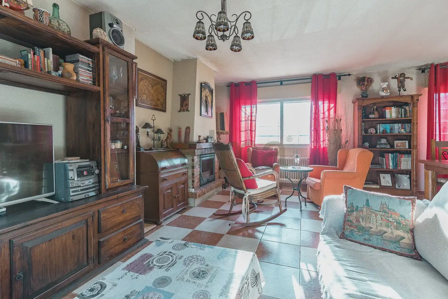 2 bedroom Villa for sale in Azuqueca de Henares with garage - € 280,000 (Ref: 10165500)