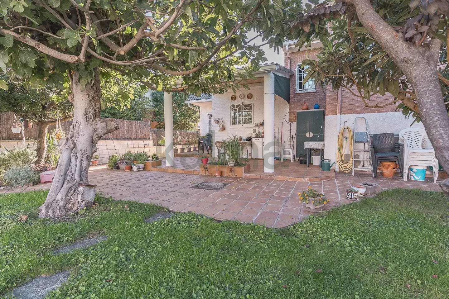 2 bedroom Villa for sale in Azuqueca de Henares with garage - € 280,000 (Ref: 10165500)
