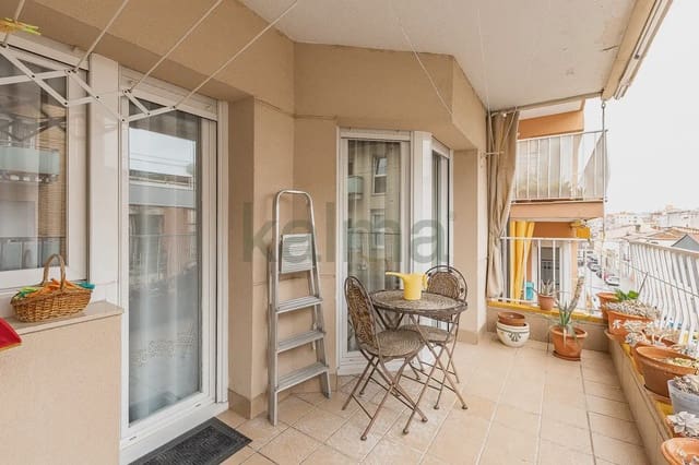 4 soveværelse Lejlighed til salg i Terrassa - € 203.819 (Ref: 10167882)