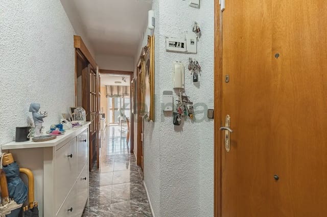3 soveværelse Lejlighed til salg i El Prat de Llobregat - € 202.102 (Ref: 10170033)