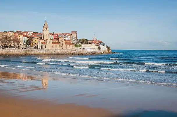 3 bedroom Flat for sale in Gijón - € 90,000 (Ref: 10179551)