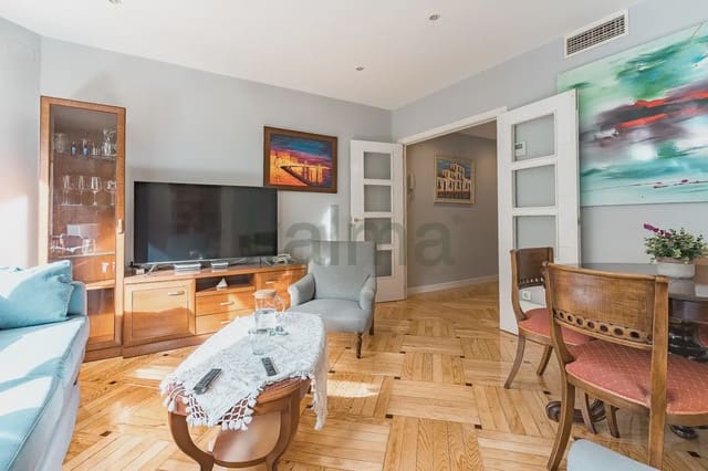4 soveværelse Lejlighed til salg i Vallehermoso, Madrid by - € 831.463 (Ref: 10181739)
