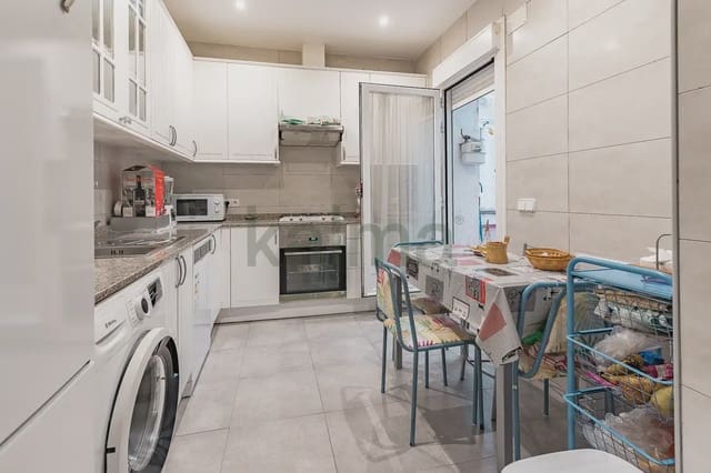 4 soveværelse Lejlighed til salg i Vallehermoso, Madrid by - € 831.463 (Ref: 10181739)