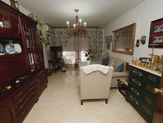 3 Zimmer Wohnung zu verkaufen in La Calzada, Sevilla Stadt mit Garage - 399.860 € (Ref: 10183210)