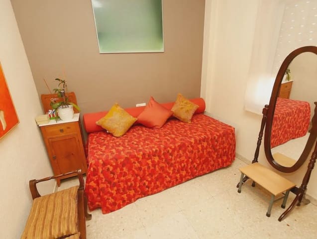 3 Zimmer Wohnung zu verkaufen in La Calzada, Sevilla Stadt mit Garage - 399.860 € (Ref: 10183210)