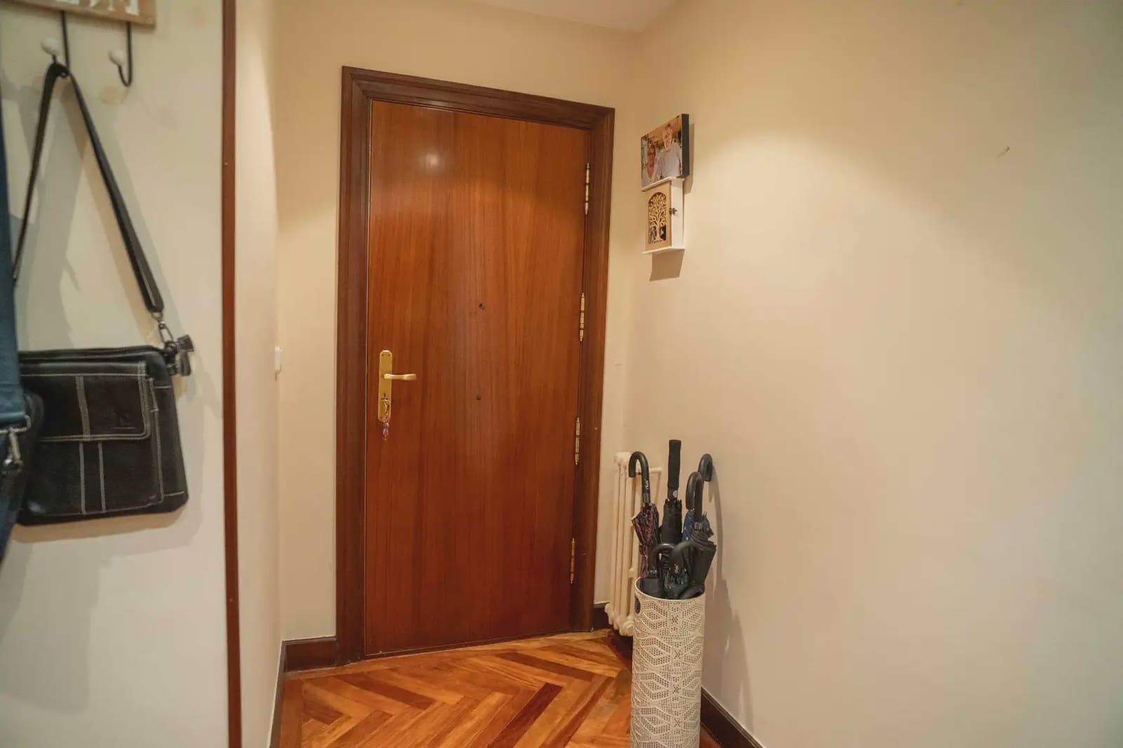 4 bedroom Flat for sale in Bilbao - € 285,356 (Ref: 10183306)