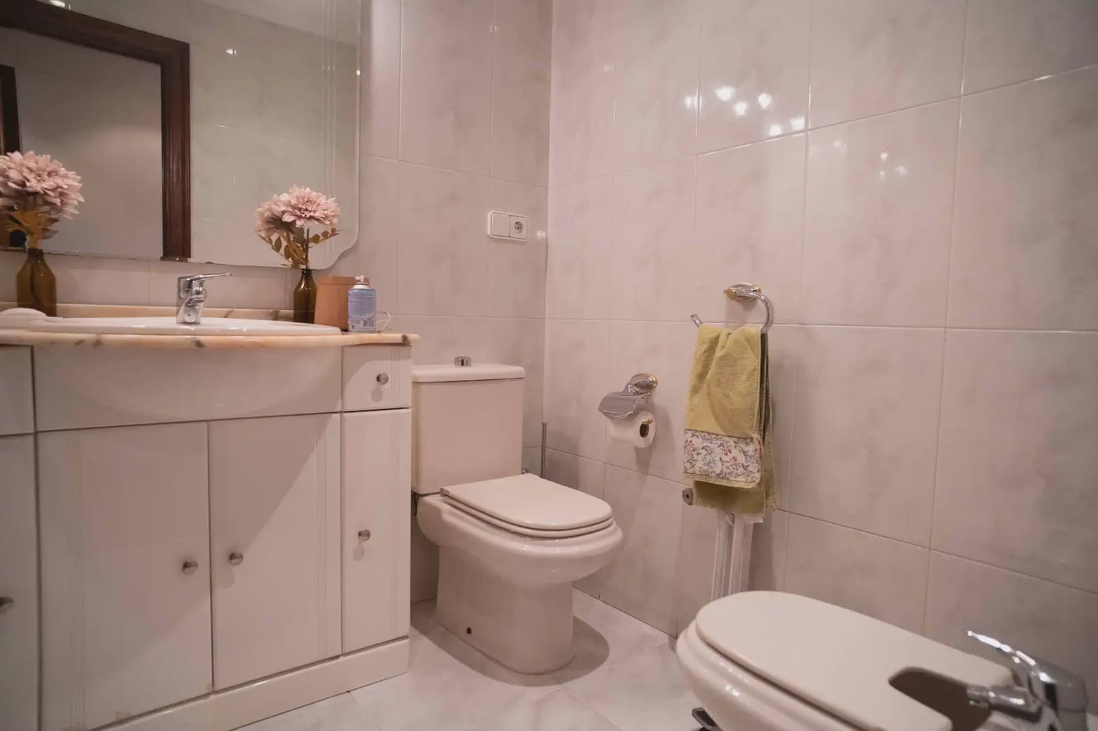 4 bedroom Flat for sale in Bilbao - € 285,356 (Ref: 10183306)
