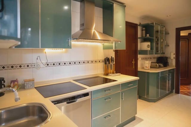 4 makuuhuone Asunto myytävänä paikassa Bilbao - 285 356 € (Ref: 10183306)