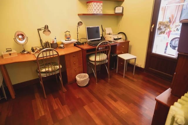 4 makuuhuone Asunto myytävänä paikassa Bilbao - 285 356 € (Ref: 10183306)