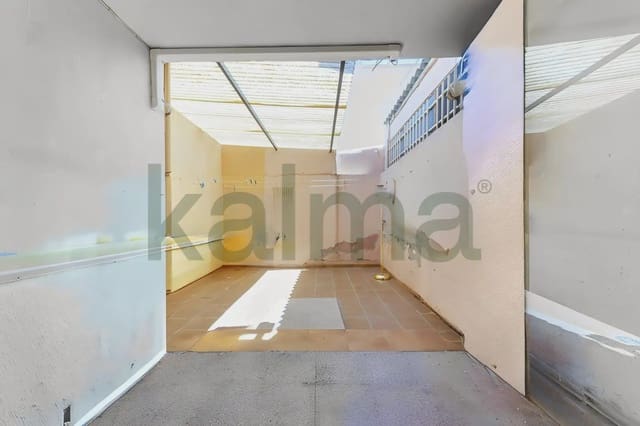 Casa de 3 habitaciones en El Palmeral - San Antón, Elche / Elx en venta - 160.000 € (Ref: 9981085)