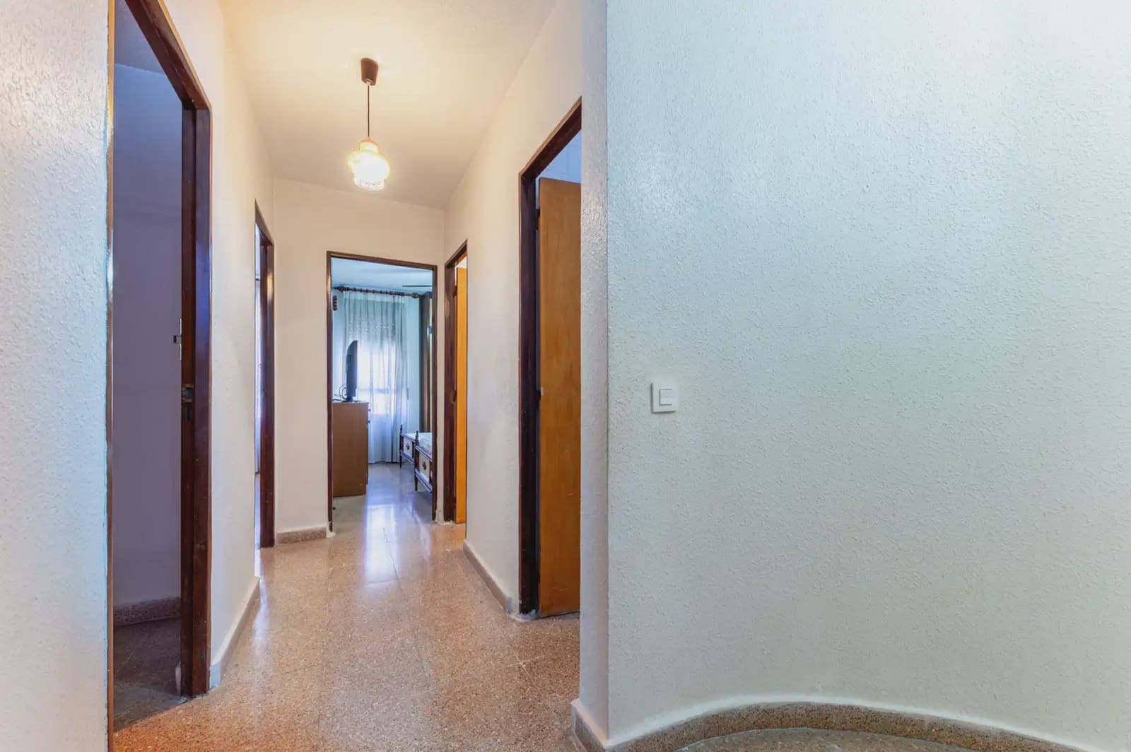3 quarto Casa em Banda para venda em Elche / Elx - 145 000 € (Ref: 9981085)