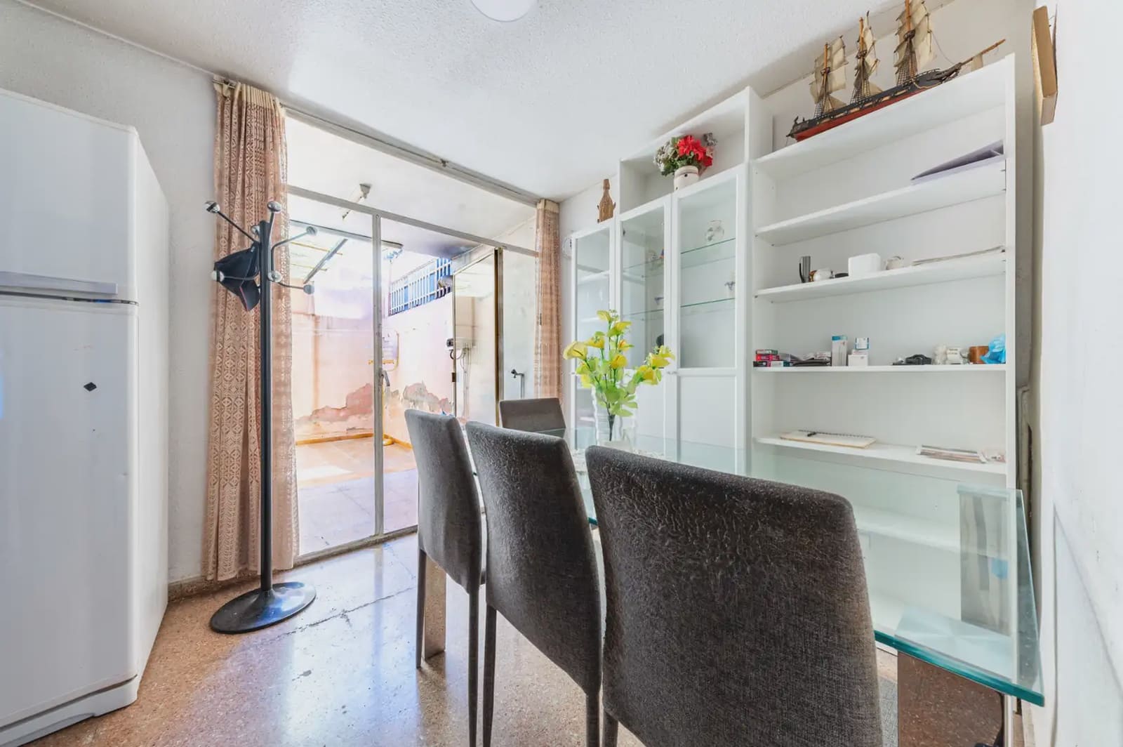 3 quarto Casa em Banda para venda em Elche / Elx - 145 000 € (Ref: 9981085)