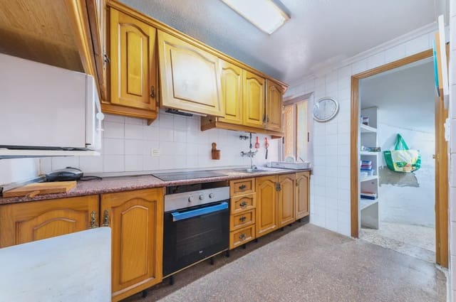 3 quarto Casa em Banda para venda em El Palmeral - San Antón, Elche / Elx - 145 000 € (Ref: 9981085)