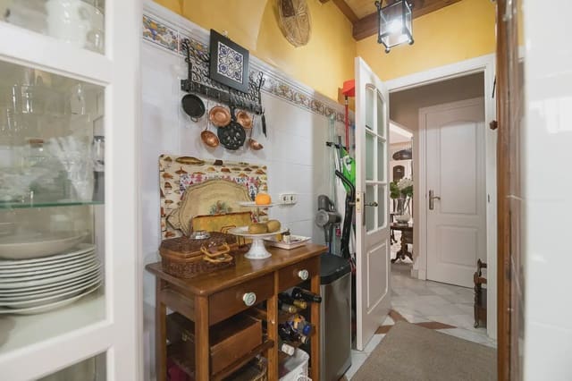 4 soveværelse Byhus til salg i El Puerto de Santa María med garage - € 500.000 (Ref: 9981086)