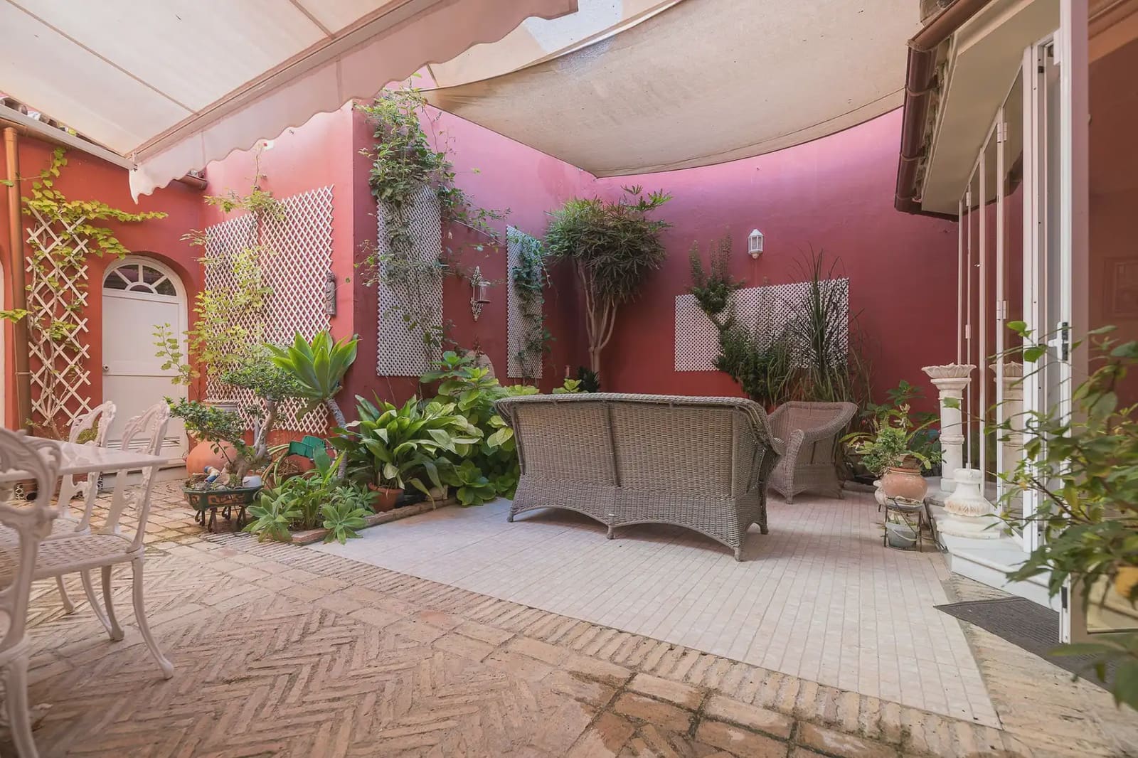 4 chambre Maison de Ville à vendre à El Puerto de Santa Maria avec garage - 500 000 € (Ref: 9981086)