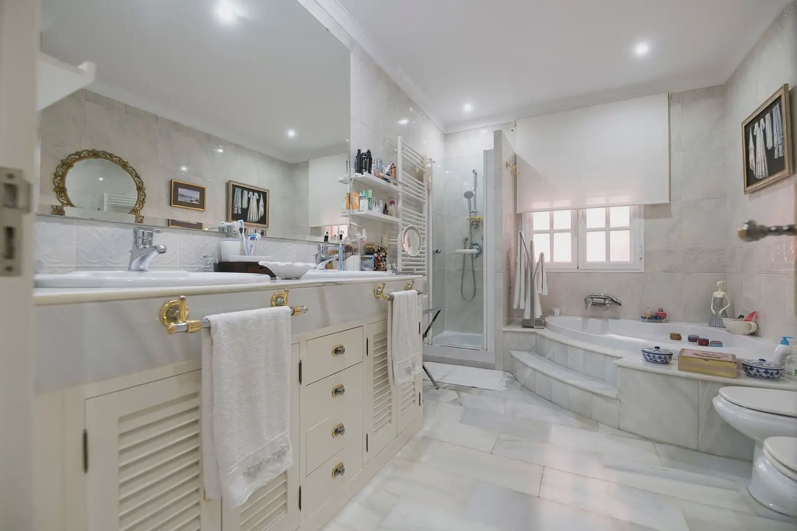 4 chambre Maison de Ville à vendre à El Puerto de Santa Maria avec garage - 500 000 € (Ref: 9981086)