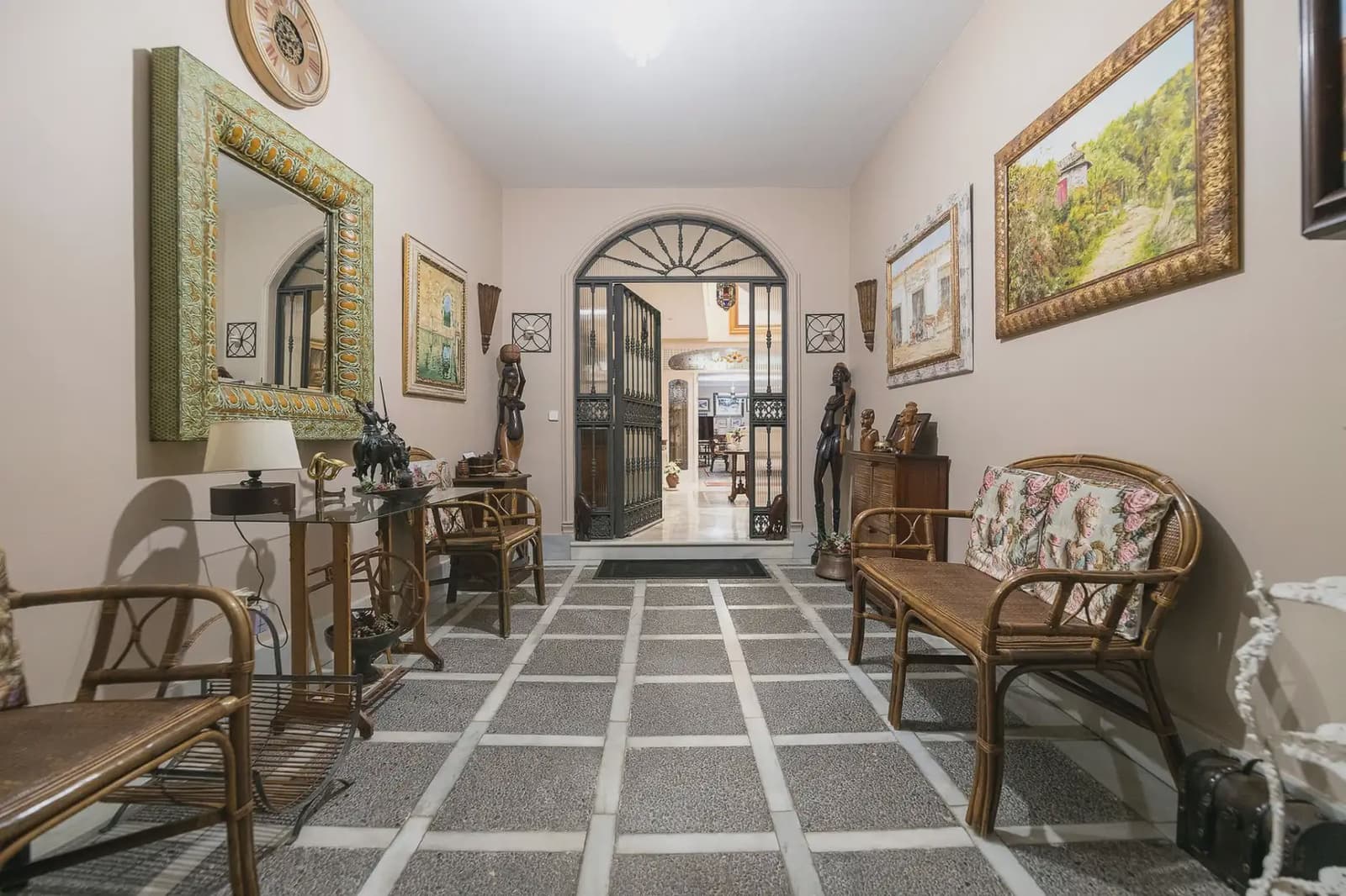 4 chambre Maison de Ville à vendre à El Puerto de Santa Maria avec garage - 500 000 € (Ref: 9981086)