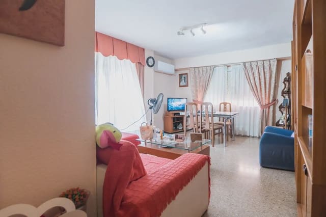 4 soveværelse Lejlighed til salg i La Fontsanta, Valencia by - € 165.391 (Ref: 9981087)