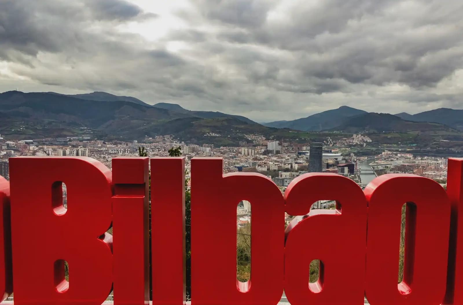 3 slaapkamer Flat te koop in Bilbao - € 161.075 (Ref: 9981090)