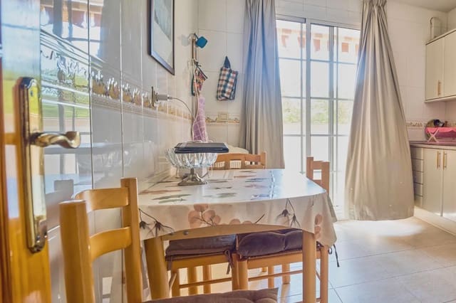 2 soveværelse Lejlighed til salg i Piedras Redondas - Torrecárdenas, Almería by - € 70.730 (Ref: 9981093)