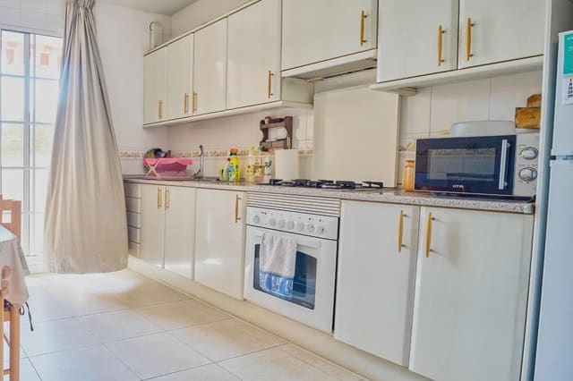 2 soveværelse Lejlighed til salg i Piedras Redondas - Torrecárdenas, Almería by - € 70.730 (Ref: 9981093)