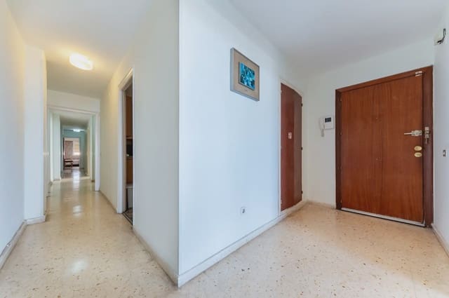 3 soveværelse Lejlighed til salg i Raval Roig - Virgen del Socorro, Alicante by - € 147.473 (Ref: 9981094)
