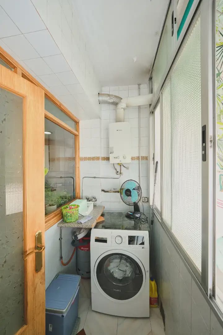 Piso de 3 habitaciones en Granada ciudad en venta - 122.604 € (Ref: 9981095)