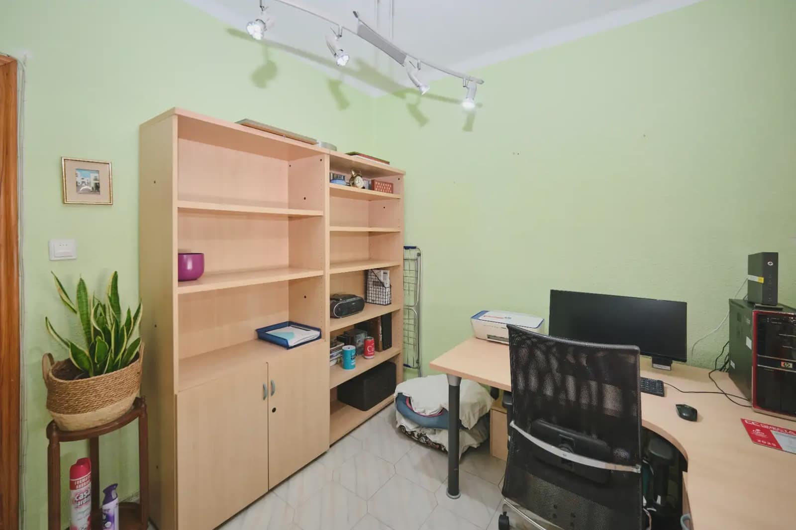 Piso de 3 habitaciones en Granada ciudad en venta - 122.604 € (Ref: 9981095)