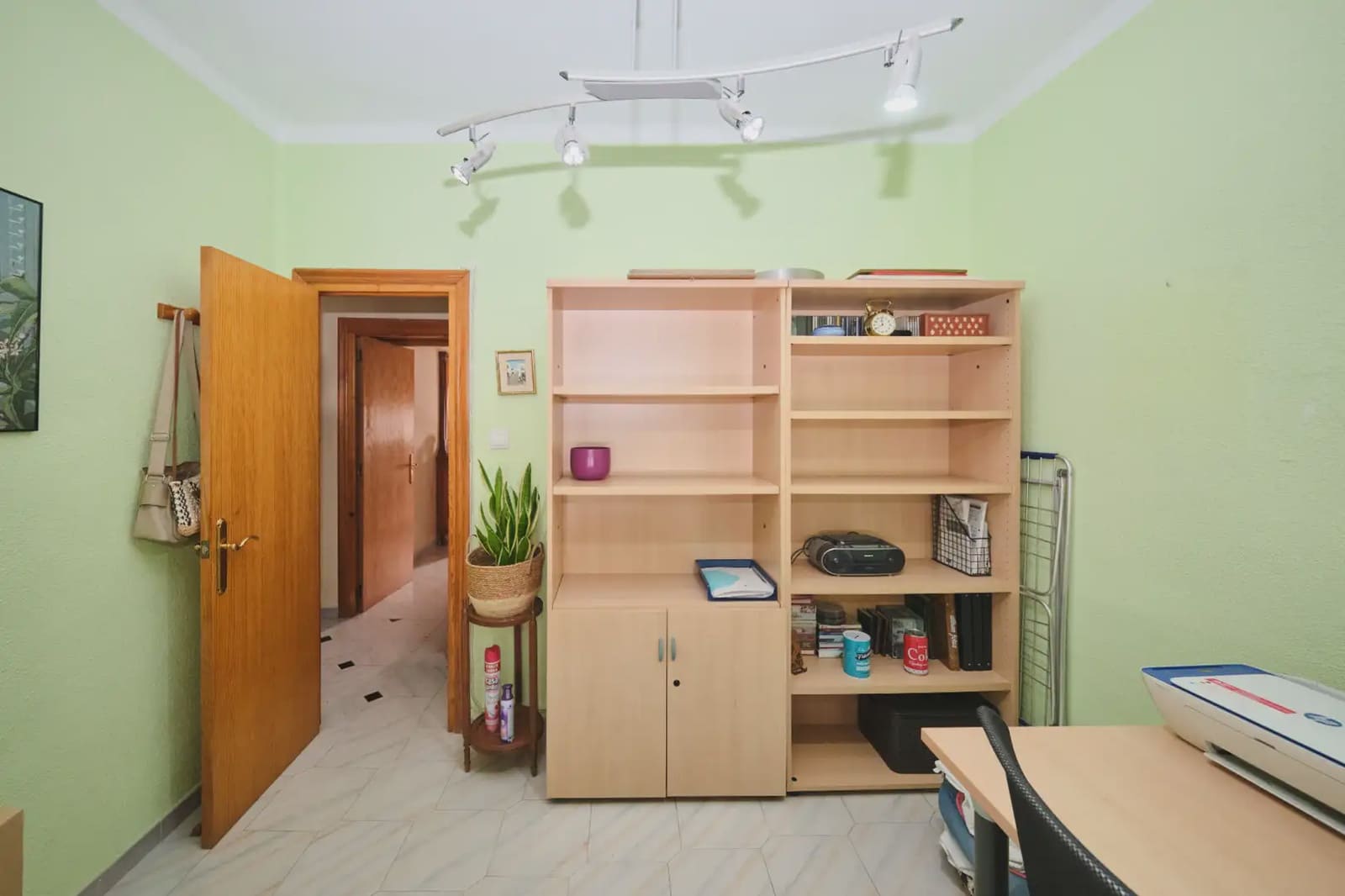 Piso de 3 habitaciones en Granada ciudad en venta - 122.604 € (Ref: 9981095)