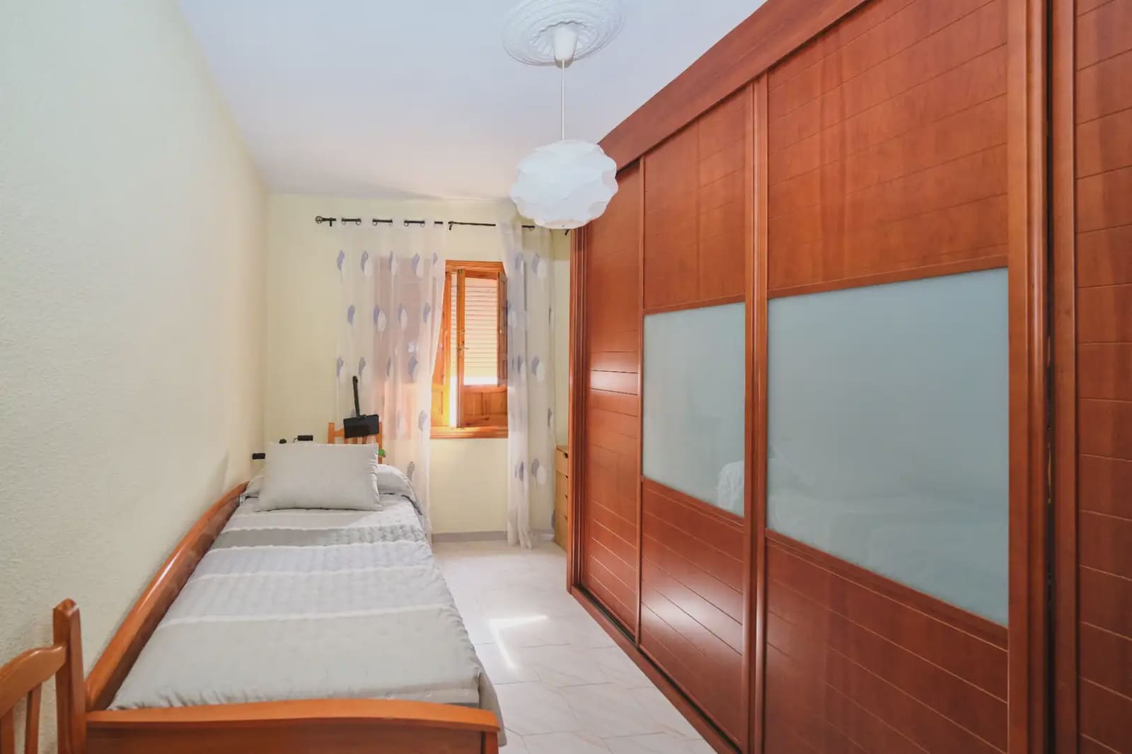 Piso de 3 habitaciones en Granada ciudad en venta - 122.604 € (Ref: 9981095)
