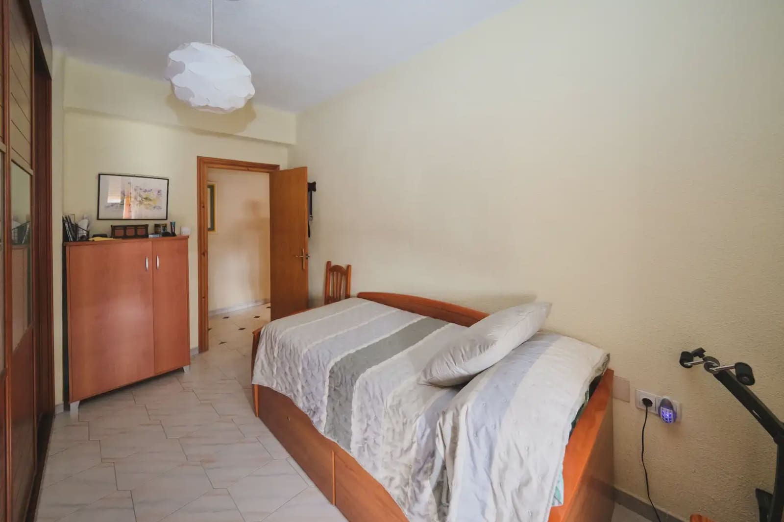 Piso de 3 habitaciones en Granada ciudad en venta - 122.604 € (Ref: 9981095)