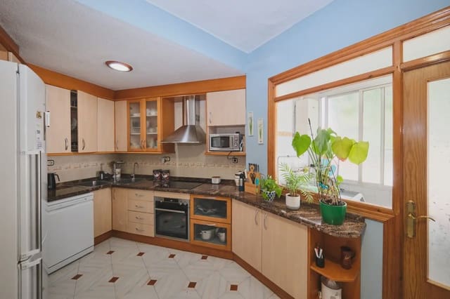 3 bedroom Flat for sale in Angustias - Chana - Encina, Granada city - € 122,604 (Ref: 9981095)