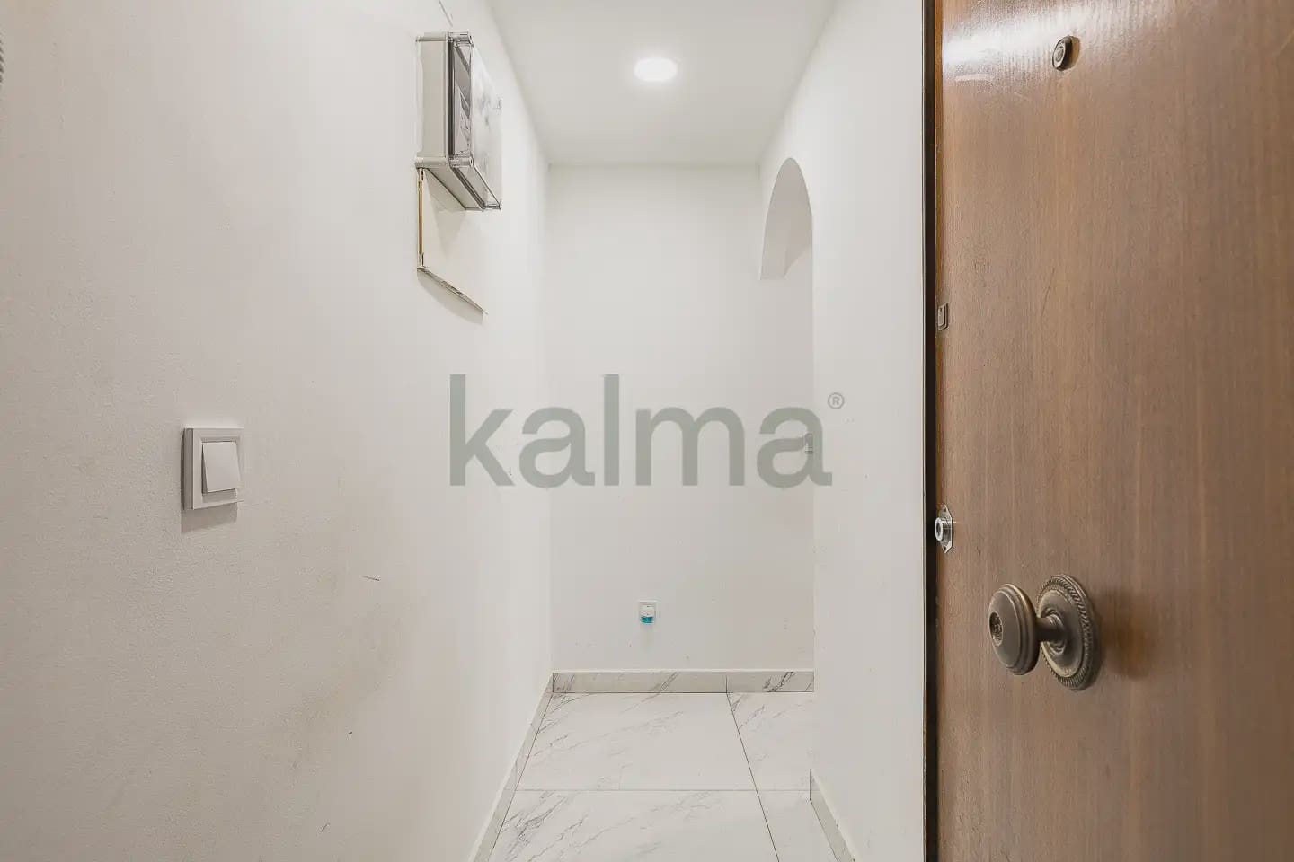Piso de 3 habitaciones en Santa Coloma de Gramenet en venta - 99.500 € (Ref: 9981097)