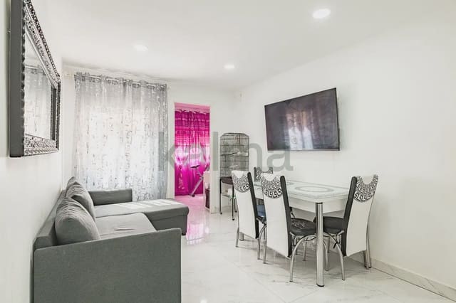 Piso de 3 habitaciones en Santa Coloma de Gramenet en venta - 99.500 € (Ref: 9981097)