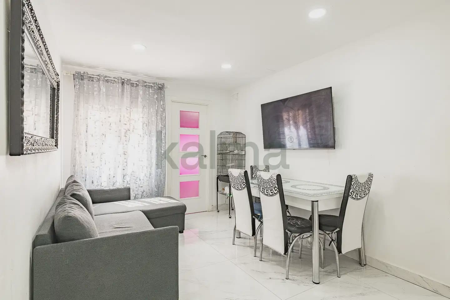 Piso de 3 habitaciones en Santa Coloma de Gramenet en venta - 99.500 € (Ref: 9981097)
