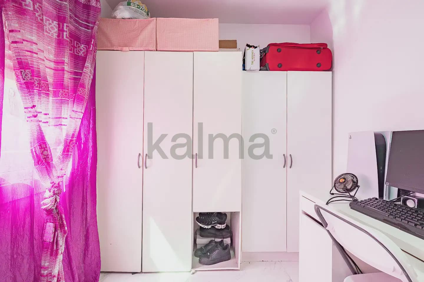 Piso de 3 habitaciones en Santa Coloma de Gramenet en venta - 99.500 € (Ref: 9981097)
