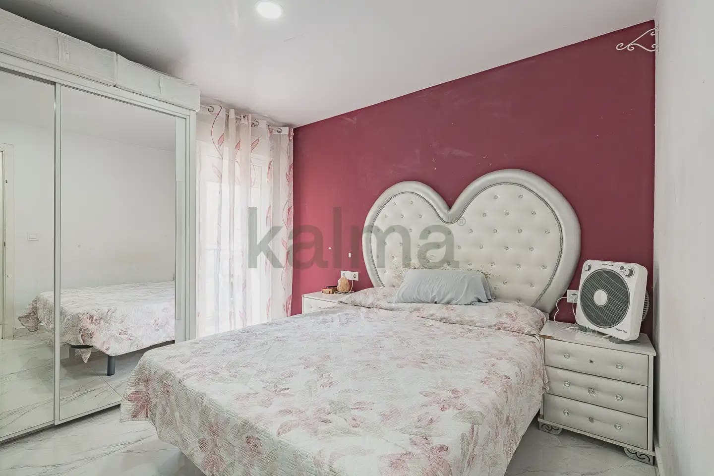 Piso de 3 habitaciones en Santa Coloma de Gramenet en venta - 99.500 € (Ref: 9981097)