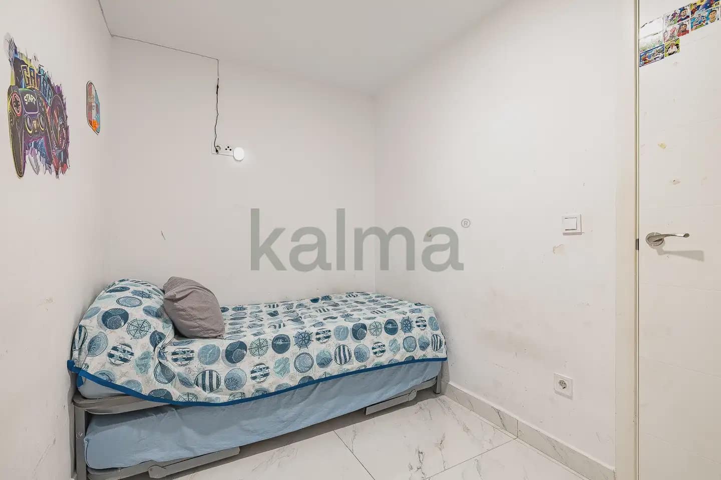 Piso de 3 habitaciones en Santa Coloma de Gramenet en venta - 99.500 € (Ref: 9981097)
