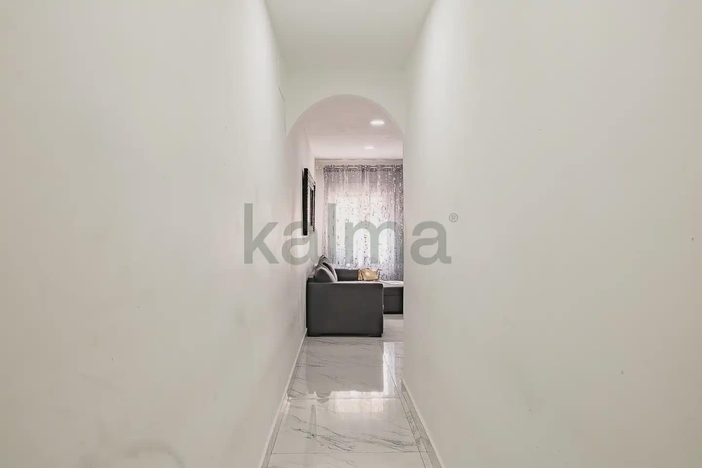 Piso de 3 habitaciones en Santa Coloma de Gramenet en venta - 99.500 € (Ref: 9981097)