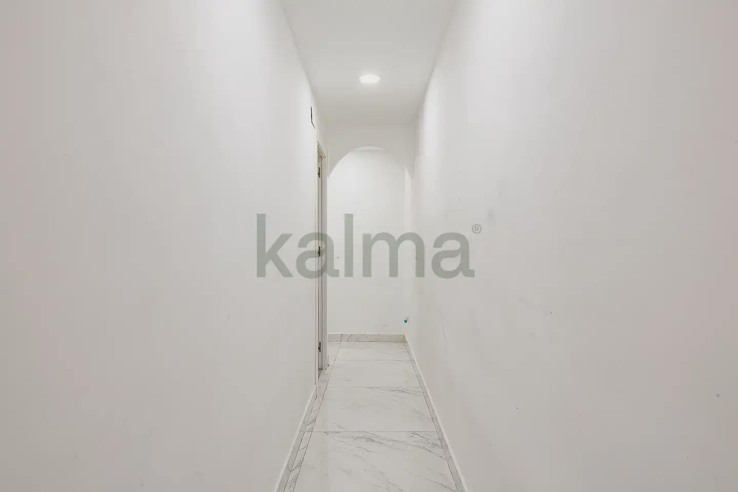 Piso de 3 habitaciones en Santa Coloma de Gramenet en venta - 99.500 € (Ref: 9981097)