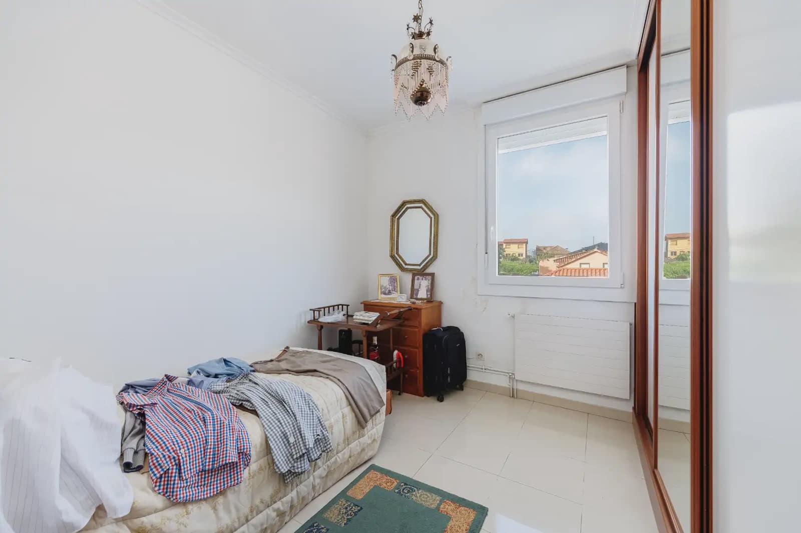 9 bedroom Villa for sale in Vigo with garage - € 382,438 (Ref: 9981100)