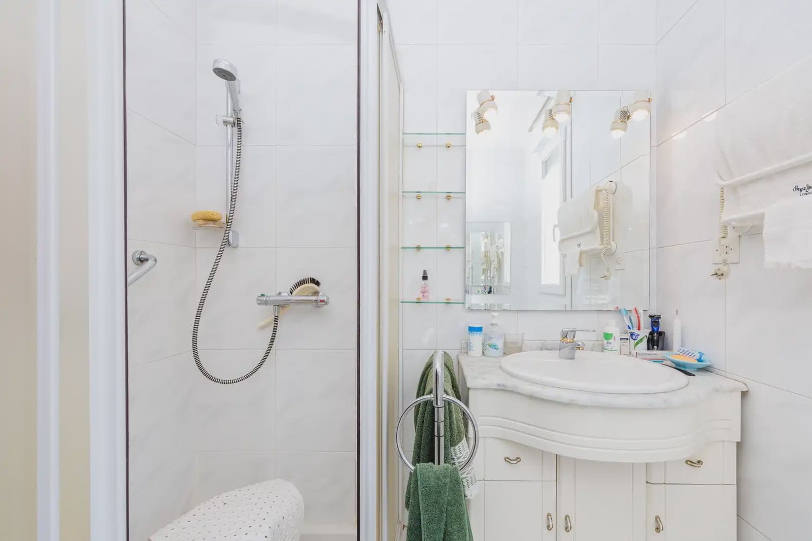 9 bedroom Villa for sale in Vigo with garage - € 382,438 (Ref: 9981100)