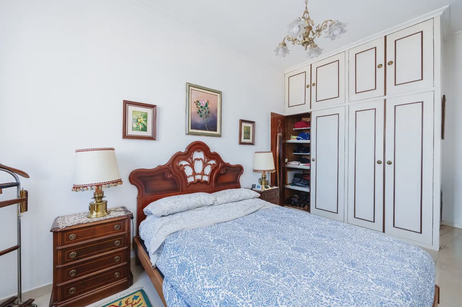 9 bedroom Villa for sale in Vigo with garage - € 382,438 (Ref: 9981100)