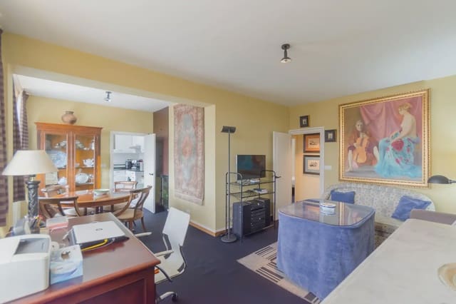 3 bedroom Flat for sale in A Coruña city - € 103,633 (Ref: 9981103)