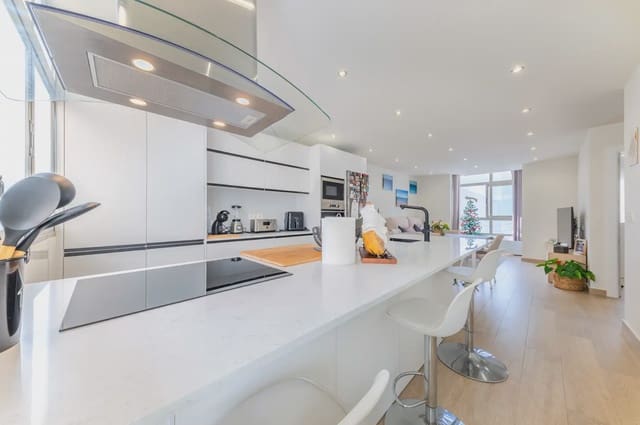 3 soveværelse Lejlighed til salg i Zona Pueblo, Guardamar del Segura - € 88.863 (Ref: 9981104)