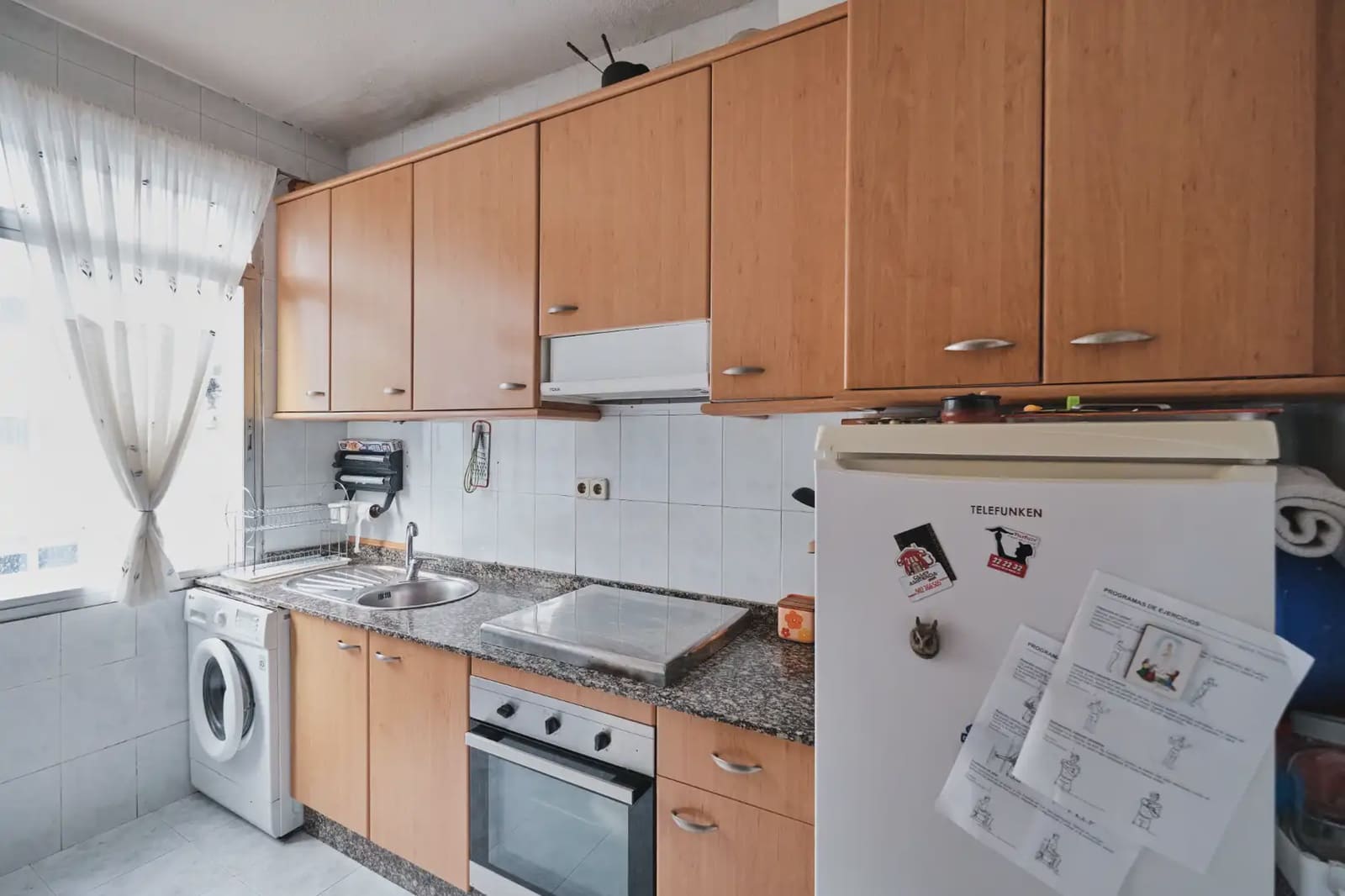 2 soveværelse Lejlighed til salg i A Coruna by - € 99.939 (Ref: 9981106)