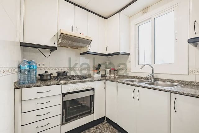 2 soverom Leilighet til salgs i Badalona - € 70 050 (Ref: 9981107)