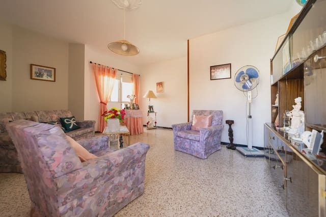 5 Zimmer Haus zu verkaufen in Santa Lucía de Tirajana mit Garage - 302.799 € (Ref: 9981114)