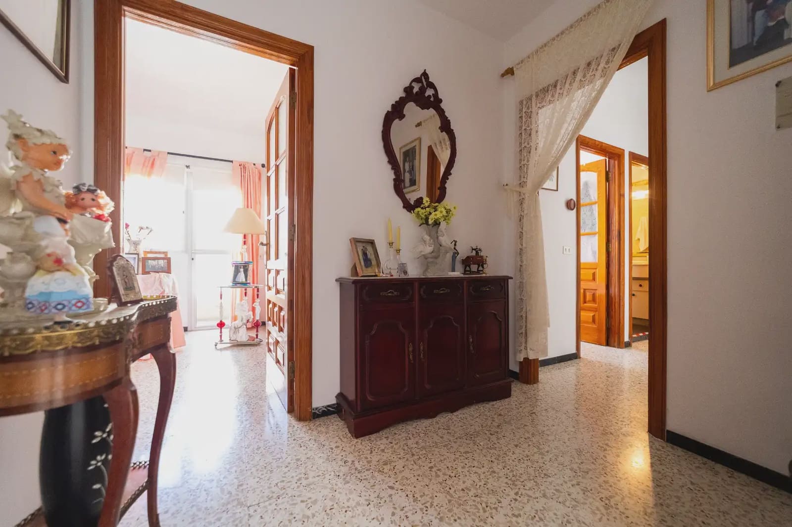 5 Zimmer Haus zu verkaufen in Santa Lucia de Tirajana mit Garage - 302.799 € (Ref: 9981114)